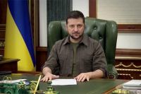Ο Ζελένσκι εξαίρει τις 50 ημέρες «αντίστασης» της χώρας του - Νέες εκρήξεις σε Κίεβο και Χερσώνα