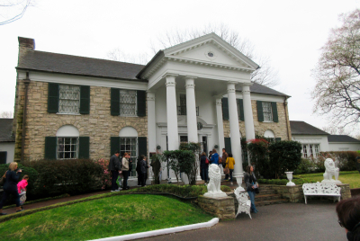 Graceland: Η εμβληματική έπαυλη του Έλβις Πρίσλεϊ στο Μέμφις (Φωτογραφίες)