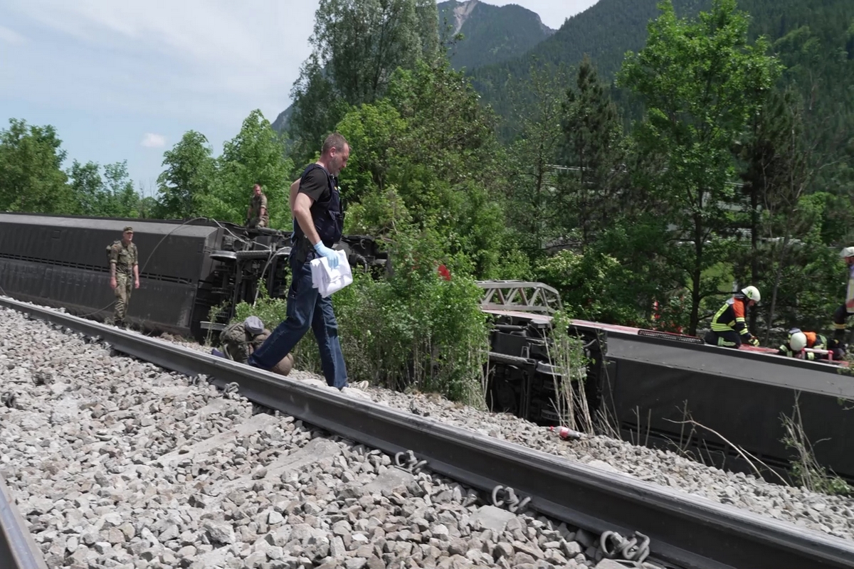 Σλοβακία: Δεκάδες τραυματίες σε σιδηροδρομικό δυστύχημα στην επαρχία Ζίλινα