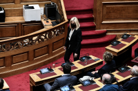 Λίστα Πέτσα: Υπέρ της πρότασης ΣΥΡΙΖΑ το ΚΙΝΑΛ και το ΚΚΕ