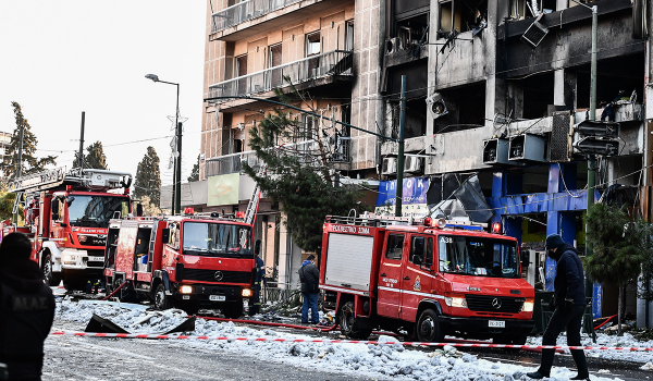Δίπλα στο κτήριο που έγινε η έκρηξη στη Συγγρού το γραφείο της Διαμαντοπούλου