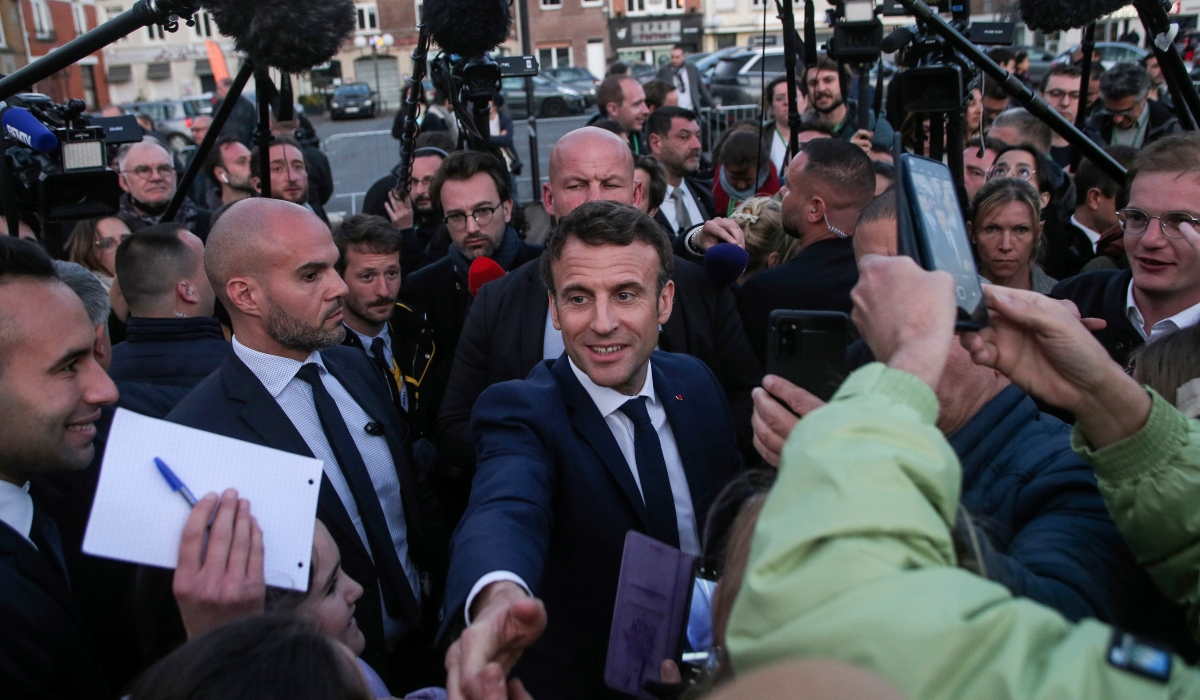 Γαλλία: Δυναμική προεκλογική εκστρατεία από Μακρόν - Ξεκίνησε από το ακροατήριο της Λεπέν