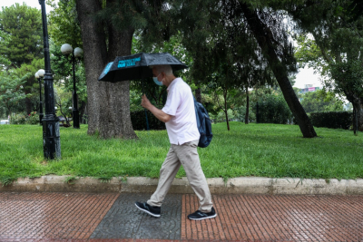 Έκτακτο δελτίο της ΕΜΥ: Βροχές, καταιγίδες και χαλάζι μέχρι Παρασκευή