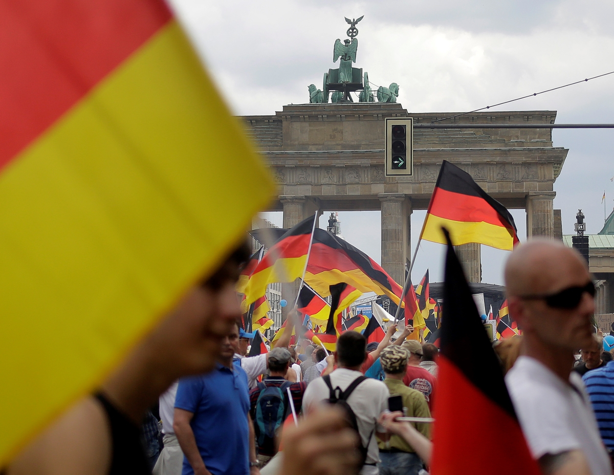 Ο εφιάλτης των «νεοναζί» πάνω από τη Γερμανία: Αποκαλυπτικό οδοιπορικό του BBC στους κύκλους της ακροδεξιάς