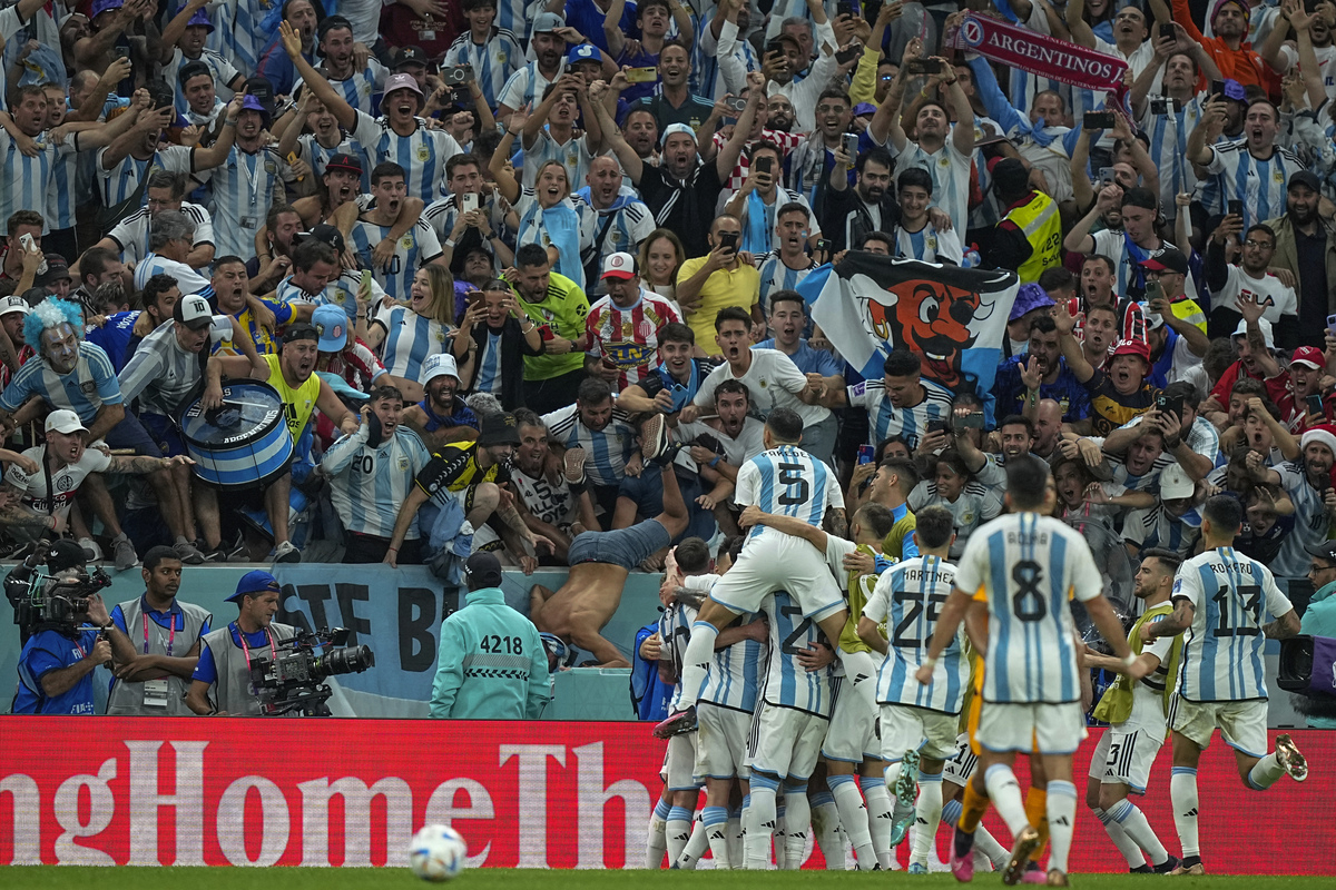 Μουντιάλ 2022: Η Αργεντινή στους «4». Καθάρισε μετά το 2-2 στα πέναλτι