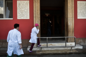 ΠΙΣ: «Όχι» στην παράταση επιστράτευσης ιδιωτών ιατρών