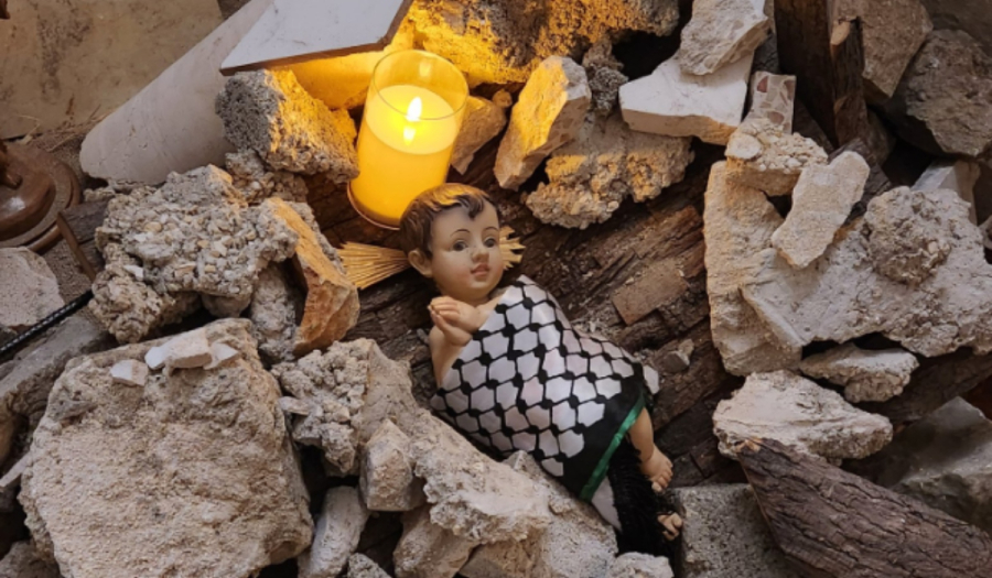 Εκκλησία στην Παλαιστίνη στόλισε φάτνη με «μπάζα» λόγω των επιθέσεων στη Γάζα