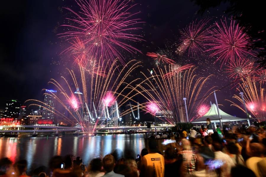 Αυστραλία και Νέα Ζηλανδία υποδέχτηκαν τη νέα χρονιά με πυροτεχνήματα