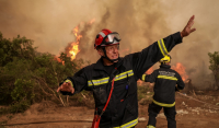 Φωτιές: Την Τρίτη στην Ελλάδα 2 πυροσβεστικά αεροπλάνα από το Ισραήλ