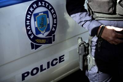 Συνελήφθη οδηγός γνωστού δημάρχου των βορείων προαστίων, ζήτησε 2.000 ευρώ για διορισμό