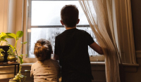 Οξεία ηπατίτιδα στα παιδιά: «Να μην ανησυχούν οι γονείς»