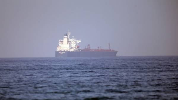 Νέα κρίση στο Στενό του Ορμούζ: Το Ιράν κατάσχεσε βρετανικό πετρελαιοφόρο