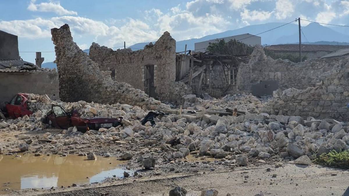 Σεισμός στη Σάμο: Κατέρρευσαν κτίρια - Εικόνες καταστροφής