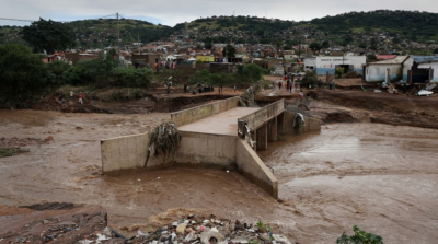 Φονική υπερχείλιση ποταμού στο Γιοχάνεσμπουργκ - Τουλάχιστον 14 νεκροί