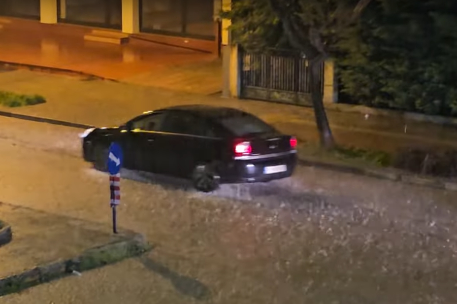 Καταιγίδες και χαλαζόπτωση στα Τρίκαλα (Βίντεο)