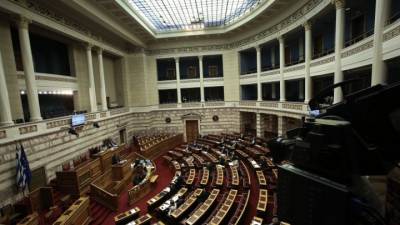 Euractiv: Οι Έλληνες διώχνουν τους νεοναζί από τη Βουλή