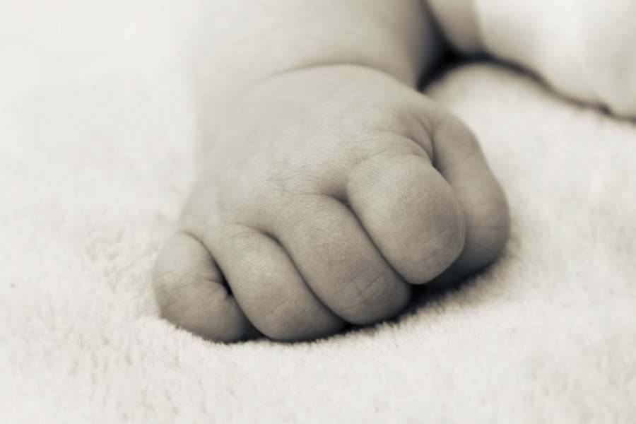 ΕΟΦ: Απαγορεύει γνωστά μωρομάντηλα