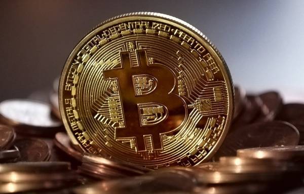 Bitcoin: Πάνω από τα 23.000 δολάρια η τιμή του - Γιατί αυξάνεται η ζήτηση