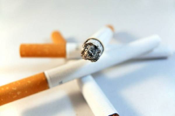 Το κάπνισμα μας καθιστά πιο ευάλωτους στη μόλυνση από κορονοϊό