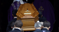 Ζαν Πολ Μπελμοντό: Συγκίνηση στη κηδεία του κορυφαίου ηθοποιού