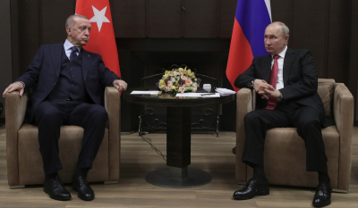 Γιατί η Τουρκία κρατά ισορροπίες με τη Ρωσία: Τι αναφέρει ο Καλίν