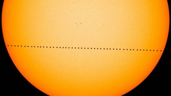 Αστρονομία: Σήμερα η διάβαση του Ερμή μπροστά από τον Ήλιο - Θα είναι ορατή