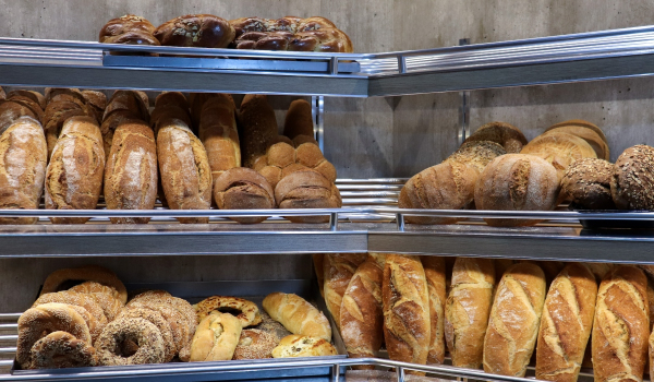 Ψωμί όπως «λάδι»: Νέα αύξηση 0,15 λεπτά στη φρατζόλα συζητούν οι αρτοποιοί