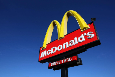 Τα McDonald&#039;s μετονομάζονται και στη Λευκορωσία - Το «πιασάρικο» όνομα που θα πάρουν