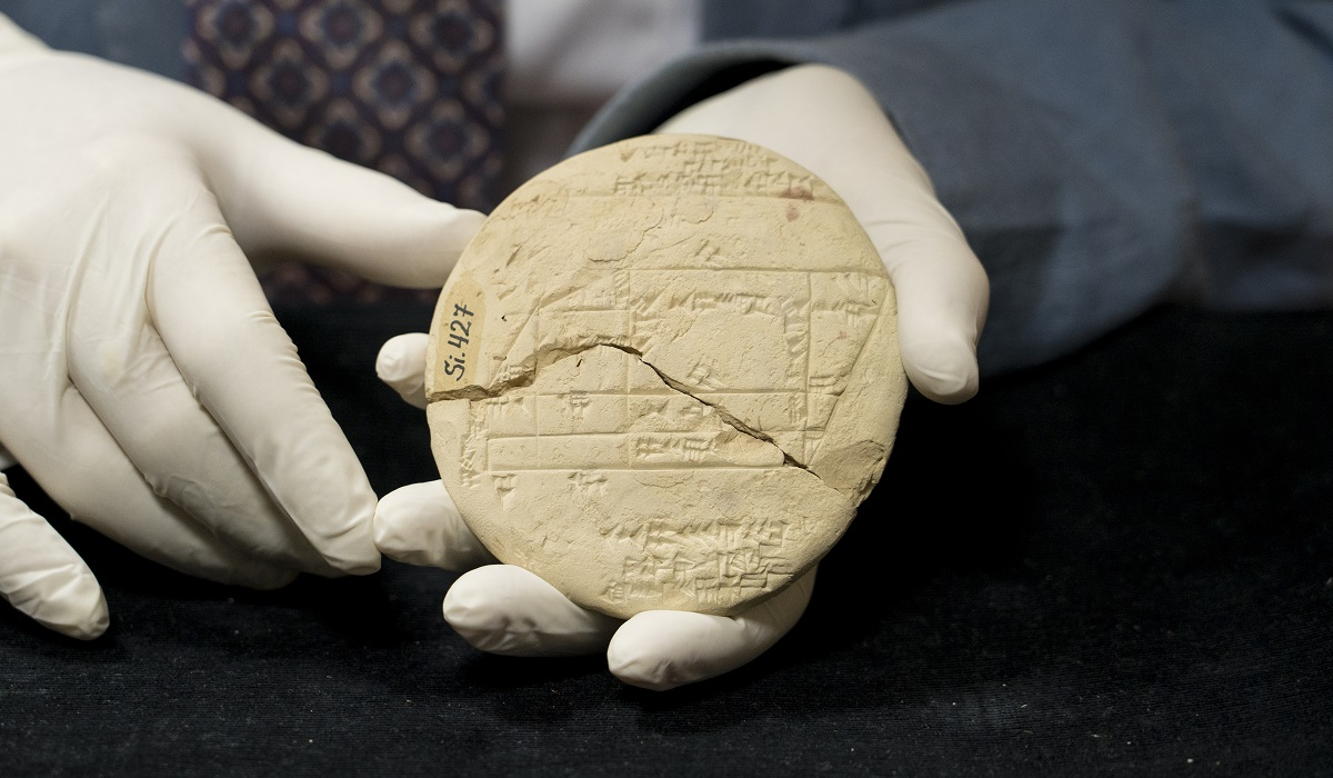 Ανακαλύφθηκε το αρχαιότερο δείγμα εφαρμοσμένης γεωμετρίας σε βαβυλωνιακή πλάκα 3.700 ετών