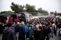 Μόρια: Μαζική μετακίνηση αιτούντων άσυλο σε στρατόπεδο της Αττικής