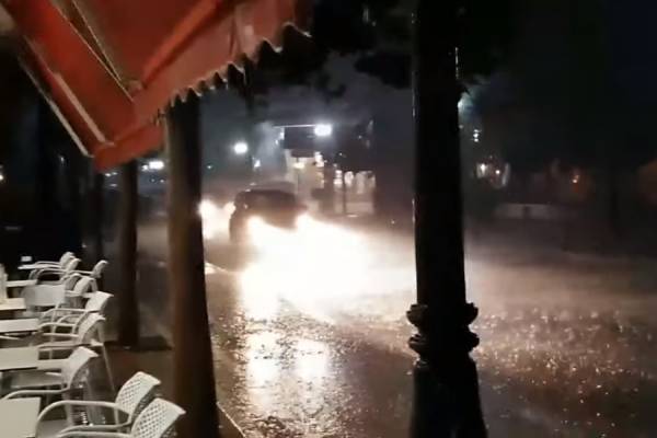 Ημαθία: Καταστροφές από τη σφοδρή καταιγίδα που έπληξε την περιοχή (Βίντεο)