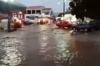 Κακοκαιρία: Ισχυρές καταιγίδες πλήττουν τη χώρα - «Βούλιαξαν» πολλές περιοχές