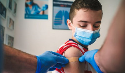 Πιστοποιητικό εμβολιασμού για παιδιά: Τα πάνω κάτω στη Νέα Υόρκη