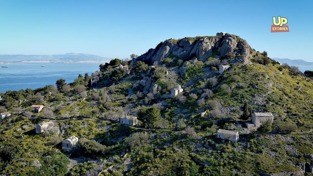 Το «κρυφό» χωριό με τις 365 εκκλησίες μόλις μία ώρα από την Αθήνα