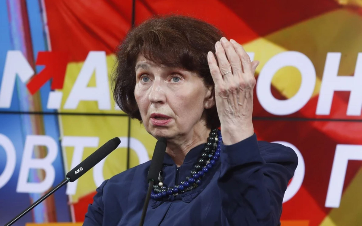 Γκορντάνα Σιλιάνοφσκα: Η σκληρή εθνικίστρια που επαναφέρει άκομψα το «Μακεδονικό»