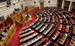 ΣΥΡΙΖΑ: Περιμένουμε αντιδράσεις από τη ΝΔ για τις παράνομες ελληνοποιήσεις
