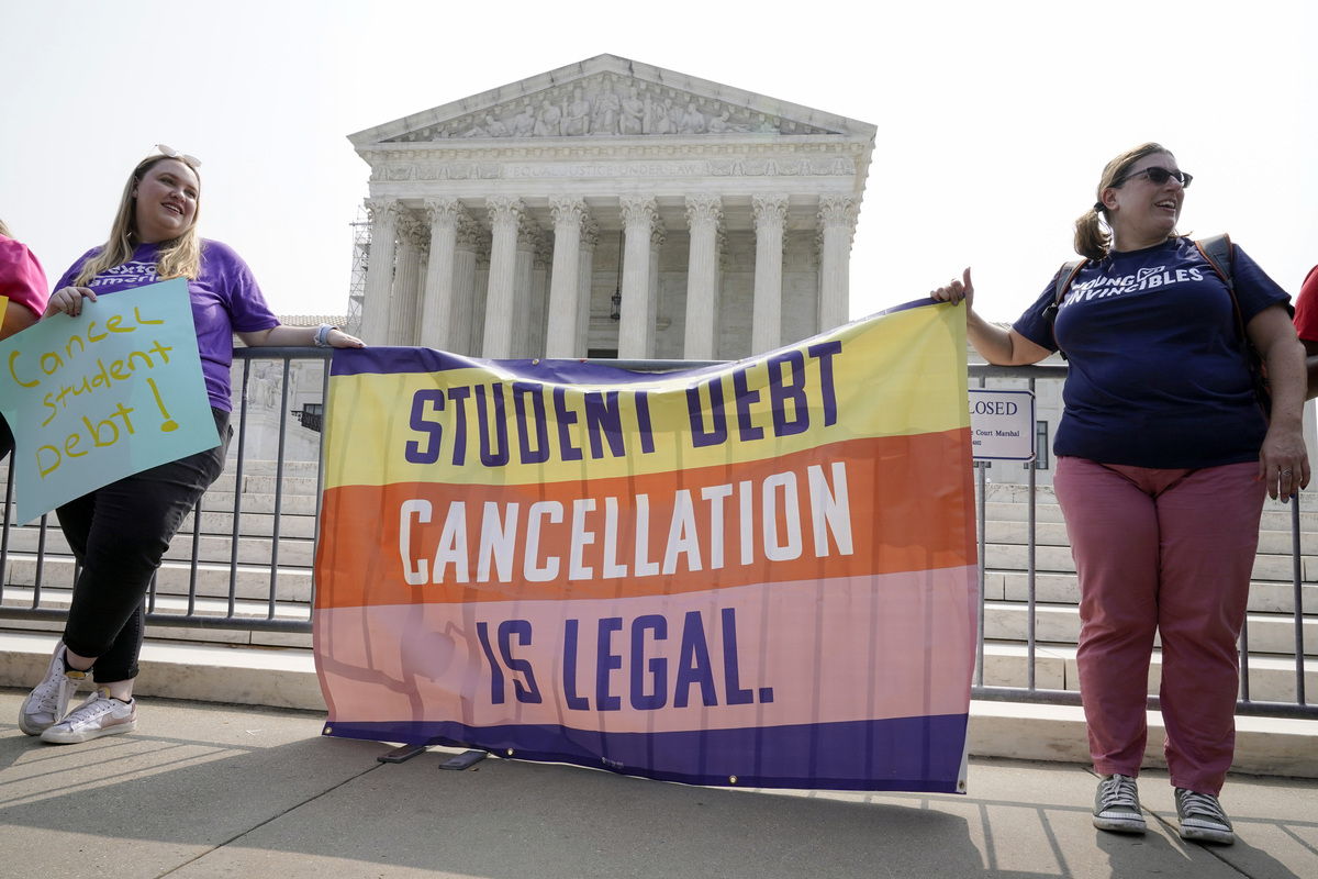 ΗΠΑ: Ακυρώθηκε εμβληματικό μέτρο του Μπάιντεν - Μπλόκο στη διαγραφή του φοιτητικού χρέους