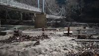 Τέμπη: Ασύλληπτες καταστροφές στο εκκλησάκι της Αγίας Παρασκευής (Βίντεο)