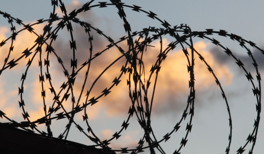 Λάρισα: Δύσκολη νύχτα στις φυλακές - Κρατούμενοι αρνούνται να μπουν στα κελιά τους