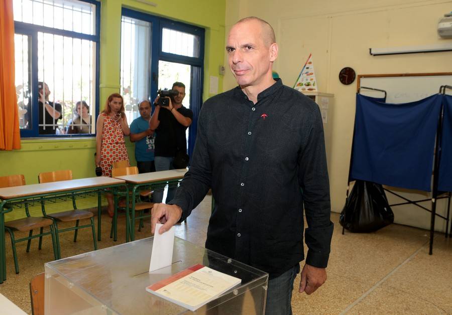 Το εκλογικό του δικαίωμα άσκησε ο Γιάνης Βαρουφάκης