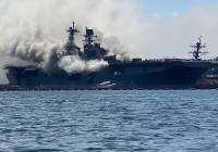 Στις φλόγες από έκρηξη πολεμικό πλοίο σε βάση στο Σαν Ντιέγκο