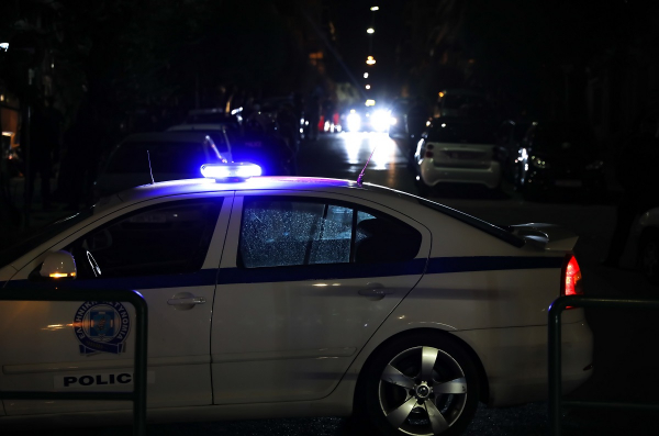 Τραγωδία στη Θεσσαλονίκη: Νεκρός 15χρονος από πυροβολισμό