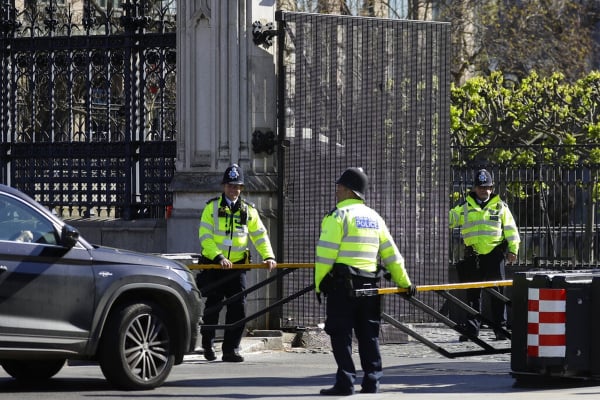 Οικογενειακή τραγωδία στη Βρετανία με τέσσερις νεκρούς - Η αστυνομία αγνόησε την αρχική κλήση έκτακτης ανάγκης