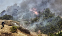Θεσσαλονίκη: Φωτιά τώρα σε αγροτική και δασική έκταση στο χωριό Ασκός