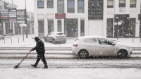 Σφοδρή χιονοθύελλα σε Βόλο και Πήλιο - Μάχη για να κρατηθούν οι δρόμοι ανοιχτοί