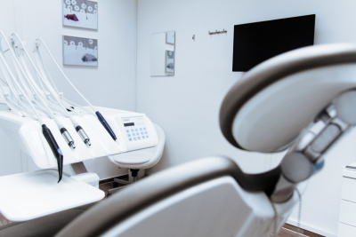 Προκήρυξη θέσεων ειδικευμένων ιατρών και οδοντιάτρων στο ΕΣΥ