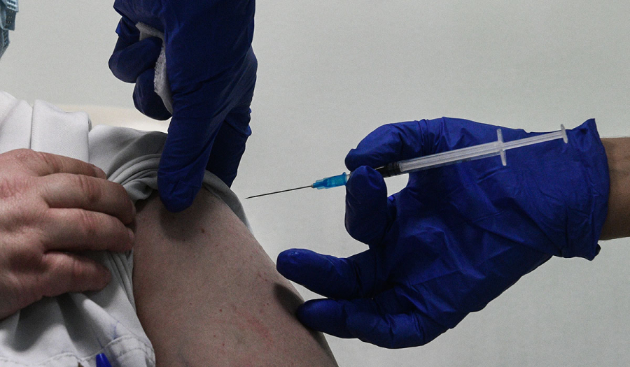 Έρευνα: Υψηλή η ανοσιακή προστασία μετά από συνδυασμό διαφορετικών εμβολίων