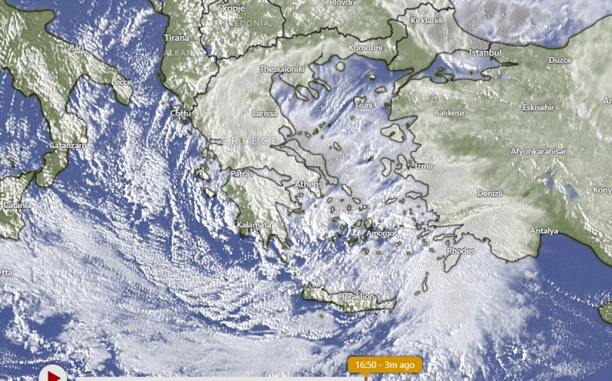 Πυκνή χιονόπτωση στην Αθήνα: Τώρα τα δύσκολα, πότε θα «κόψει»