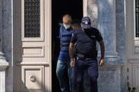 Λέσβος: Στη δημοσιότητα τα στοιχεία του 53χρονου αστυνομικού που κατηγορείται για βιασμό 14χρονης
