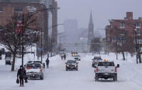 Σαρώνει ο φονικός χιονιάς στις ΗΠΑ: Δεκάδες νεκροί από το πολικό ψύχος